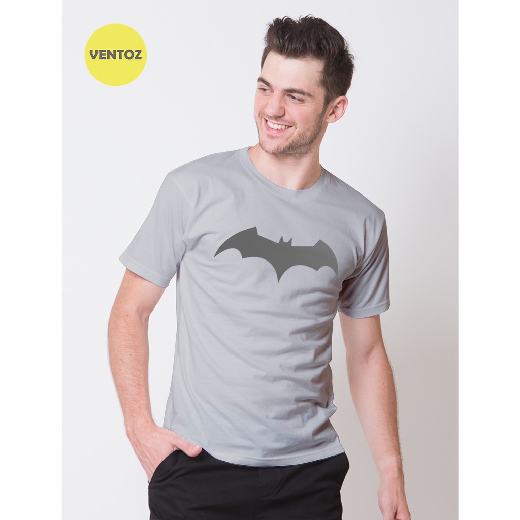 Detail Baju Kaos Batman Nomer 24