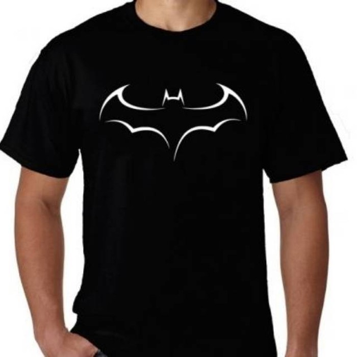 Detail Baju Kaos Batman Nomer 4