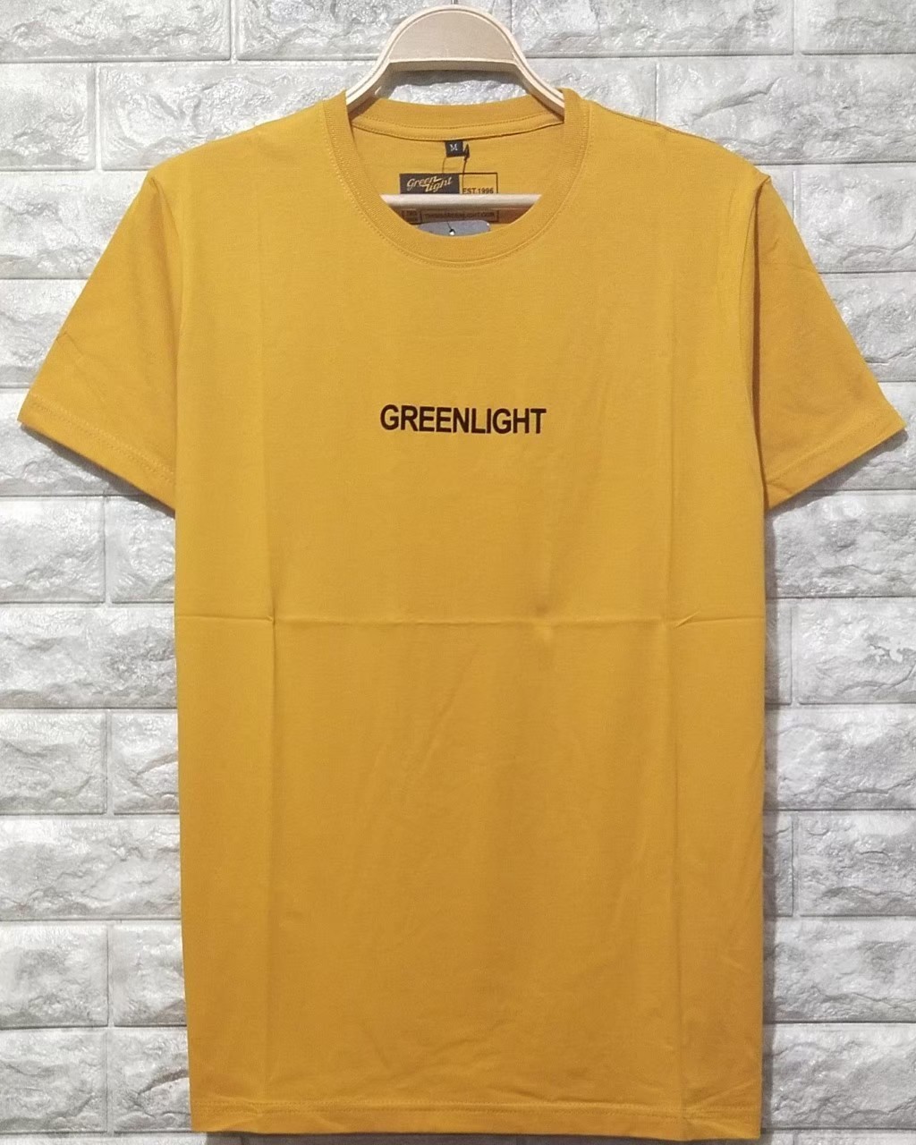 Detail Baju Kaos Pria Warna Kuning Nomer 55