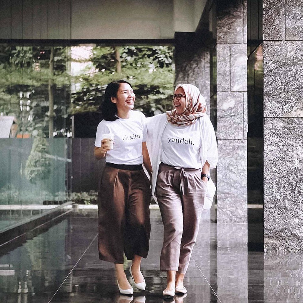 Detail Baju Kapelan Sama Sahabat Perempuan Nomer 14