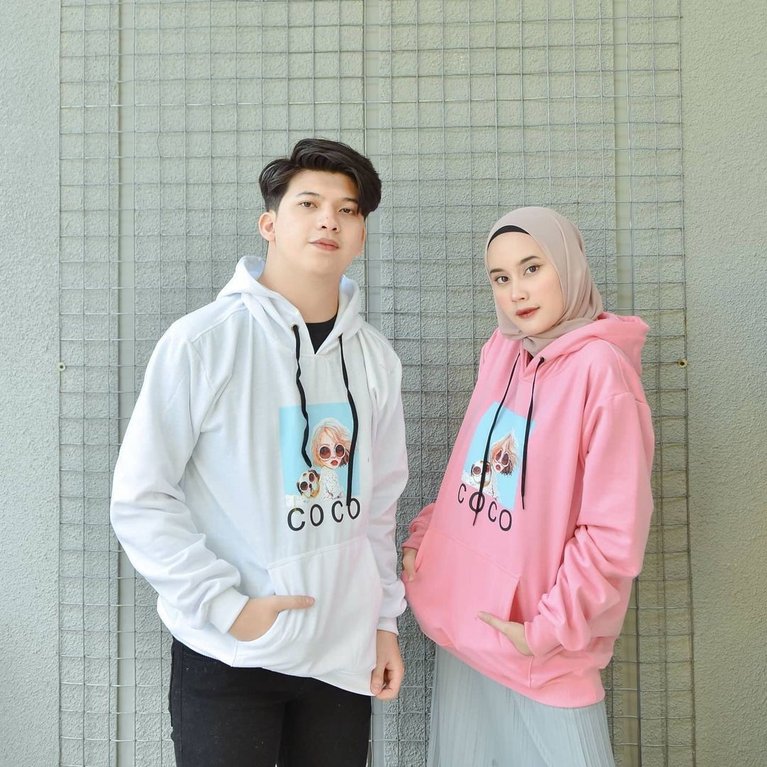 Detail Baju Kapelan Sama Sahabat Perempuan Nomer 6