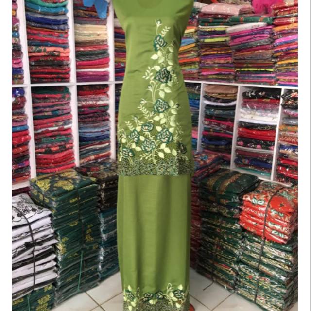 Detail Baju Kurung Melayu Bordir Nomer 17