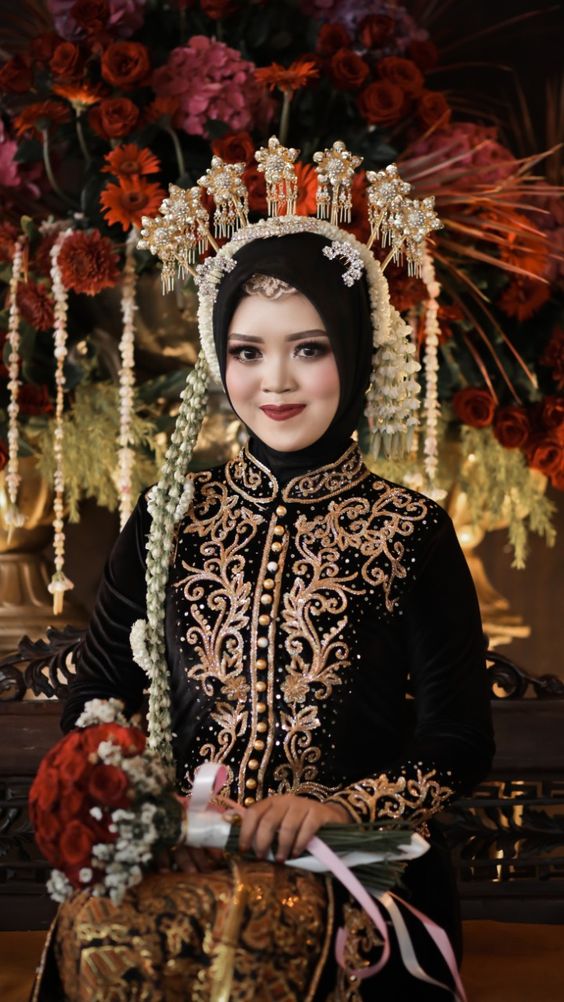 Detail Baju Pengantin Adat Jawa Modern Berhijab Nomer 29