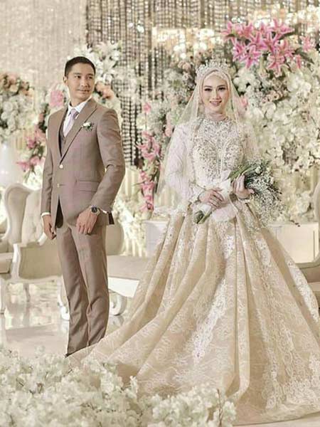 Detail Baju Pengantin Muslimah Mewah Nomer 11