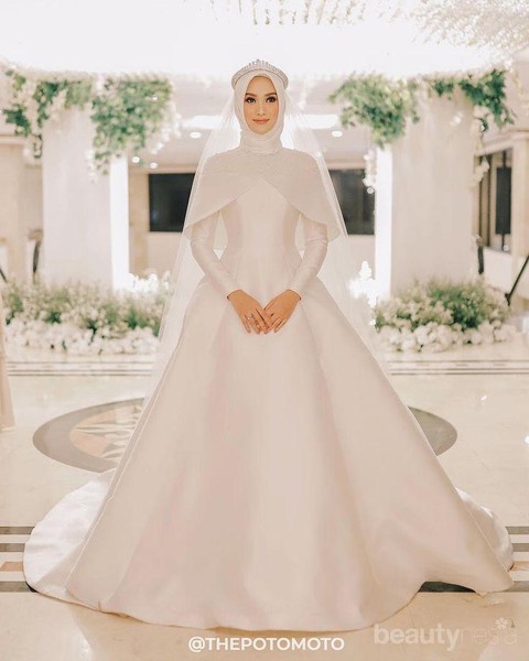 Baju Pengantin Yang Cantik - KibrisPDR