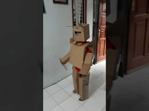 Baju Robot Dari Kardus - KibrisPDR