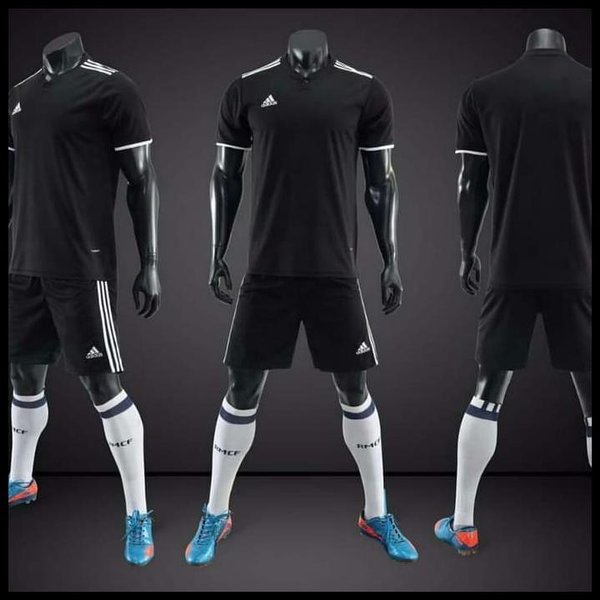 Detail Baju Sepak Bola Polos Nomer 43