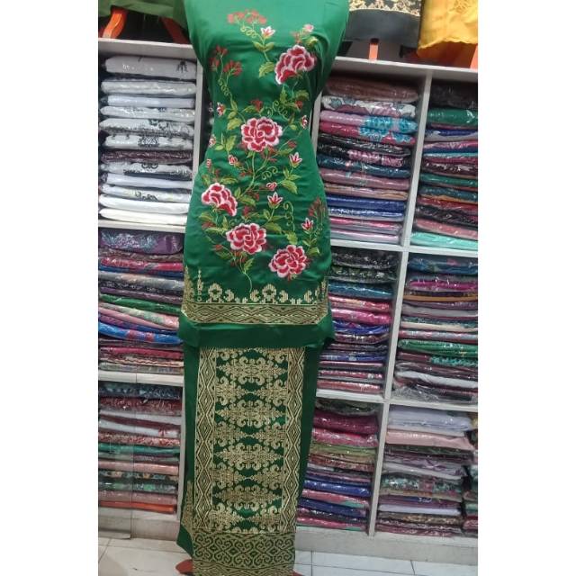 Detail Baju Songket Melayu Nomer 56