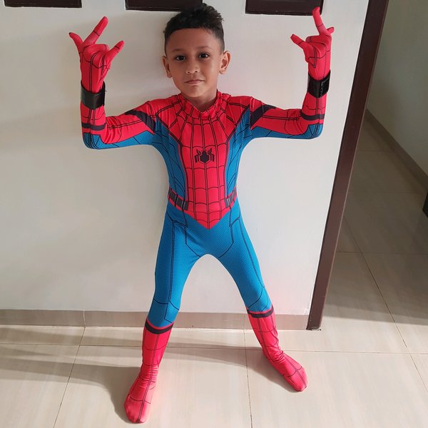 Detail Baju Spiderman Asli Nomer 14