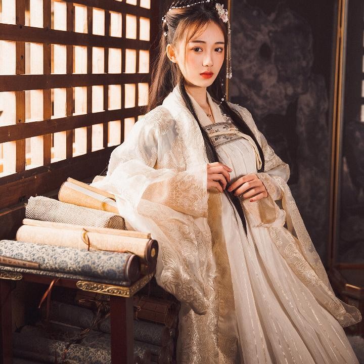 Detail Baju Tradisional Cina Perempuan Nomer 7