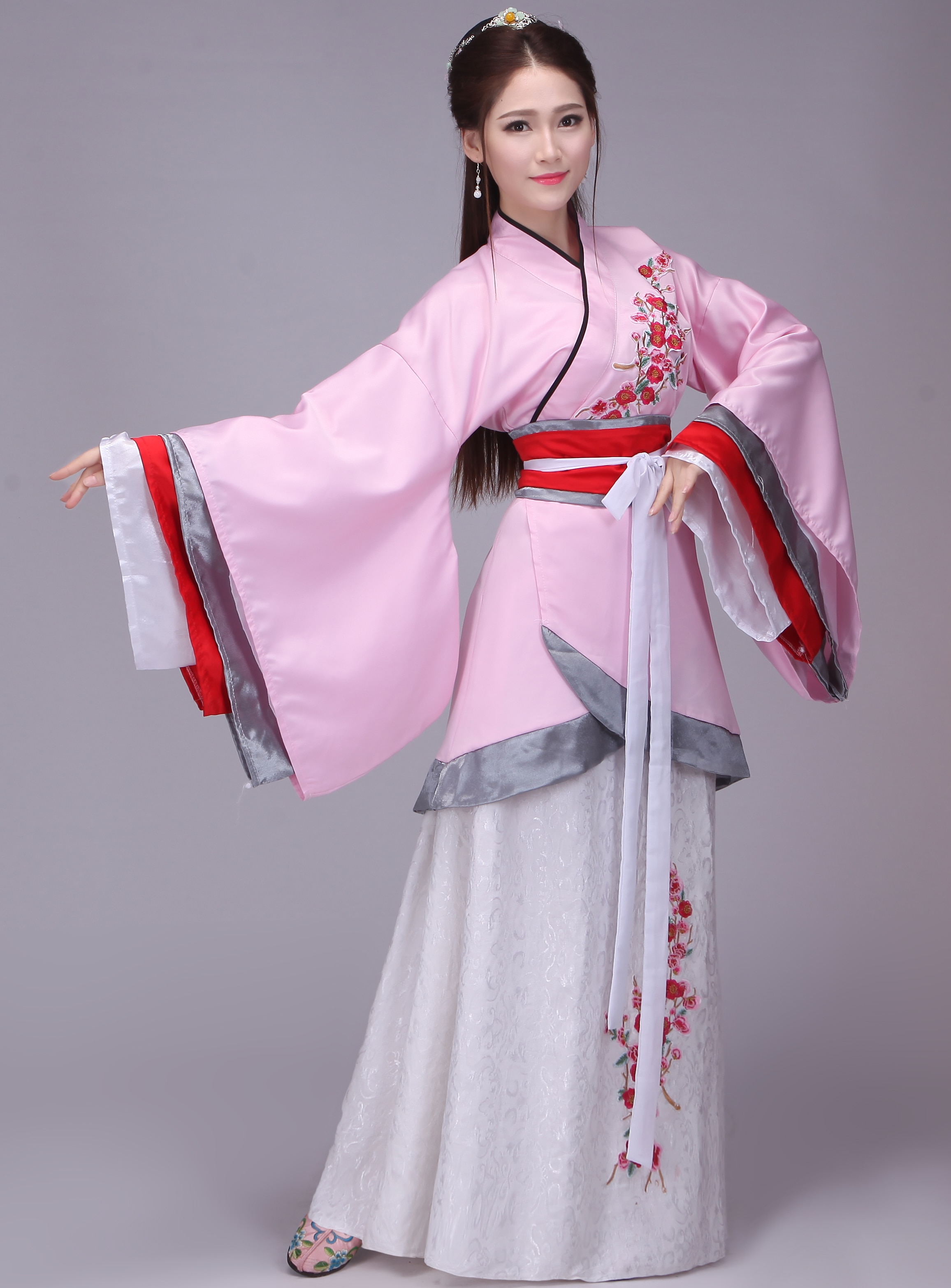 Detail Baju Tradisional Cina Perempuan Nomer 8