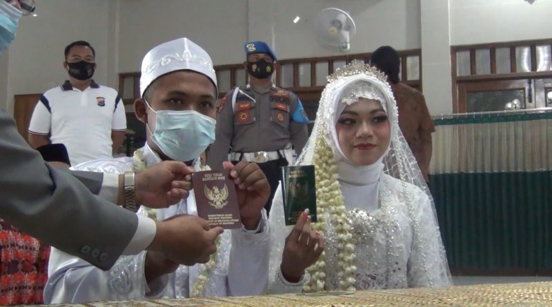 Detail Baju Untuk Nikah Kantor Polisi Nomer 36