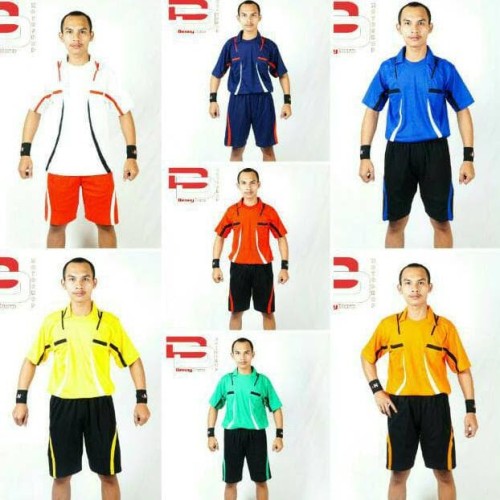 Detail Baju Wasit Sepak Bola Nomer 7