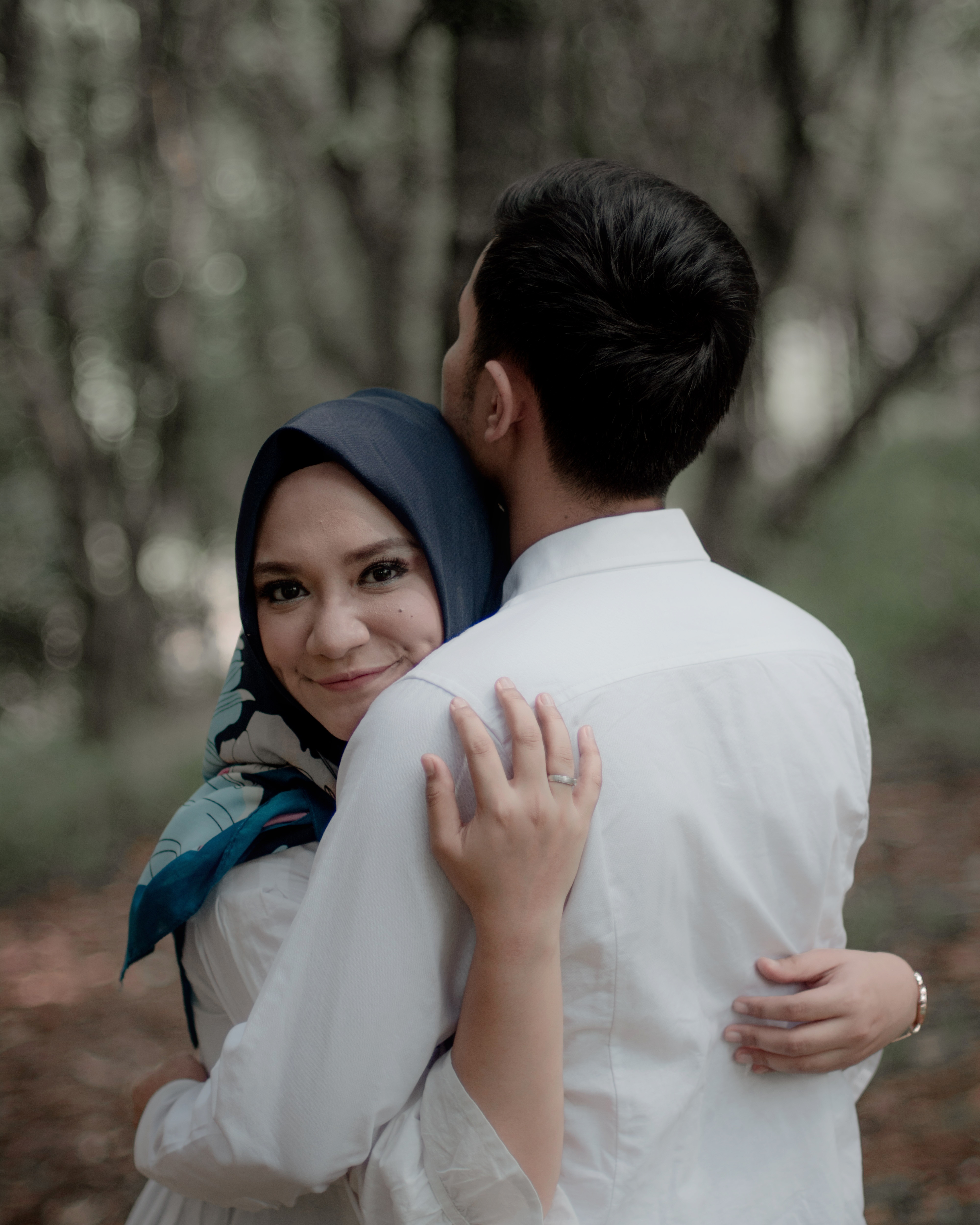 Detail Baju Yang Cocok Untuk Prewedding Outdoor Nomer 37