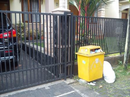 Detail Bak Sampah Depan Rumah Nomer 20