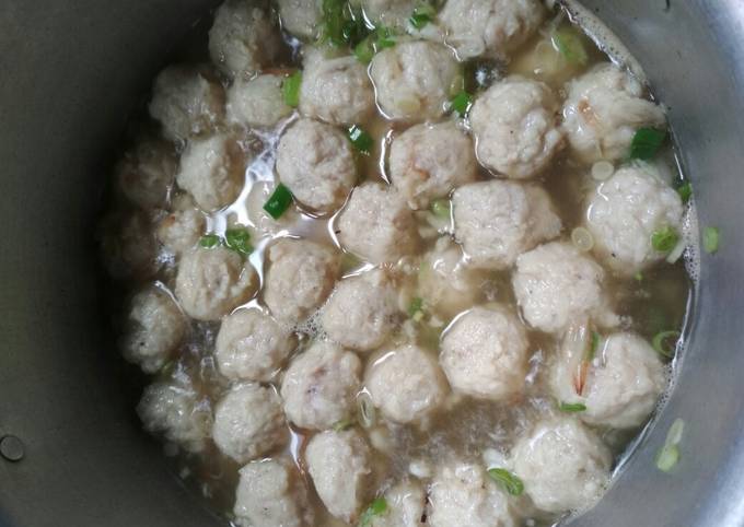 Detail Bakso Ayam Pakai Kuah Gambar Kuah Baso Ayam Nomer 21