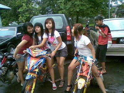 Detail Balap Mobil Lucu Nomer 21