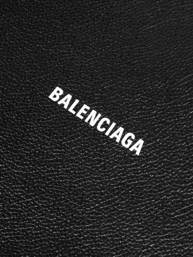 Detail Balenciaga Wallpaper Nomer 12