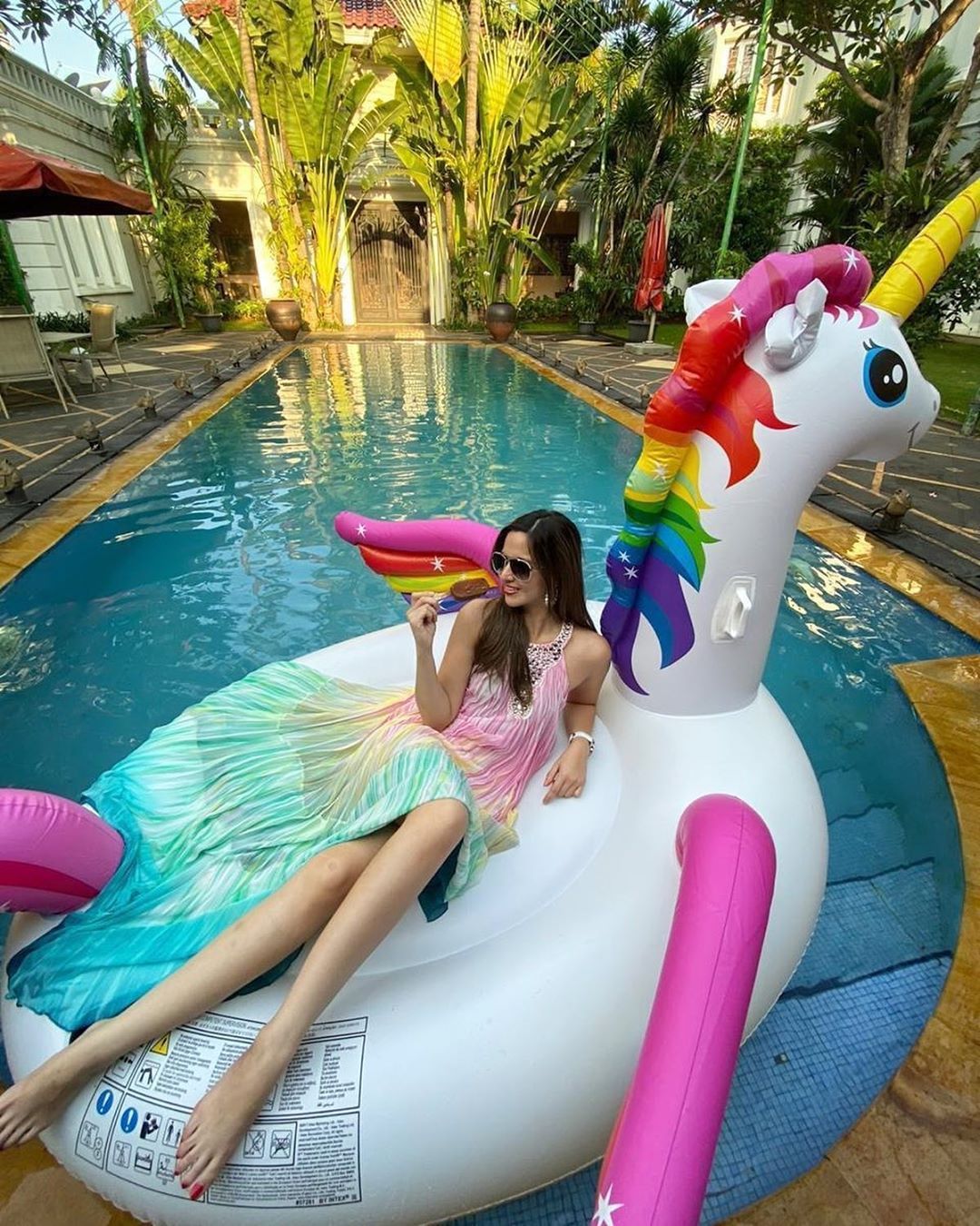 Detail Balon Unicorn Kolam Renang Nomer 52