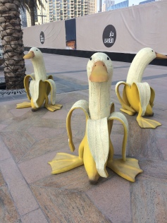 Detail Banana Duck Statue Nomer 12