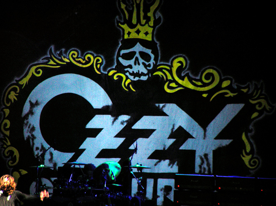 Detail Band Metal Logo Nomer 34