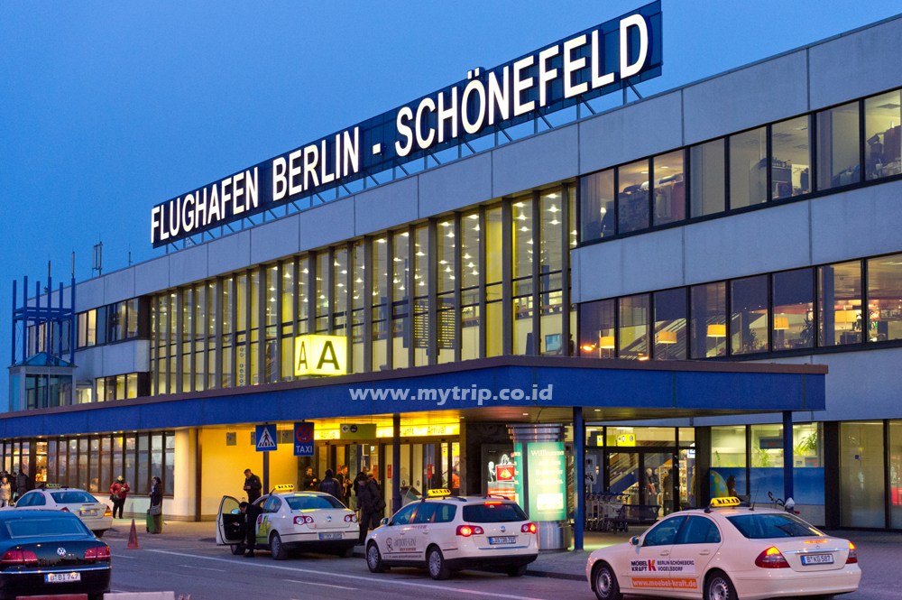 Detail Bandara Internasional Jerman Nomer 23