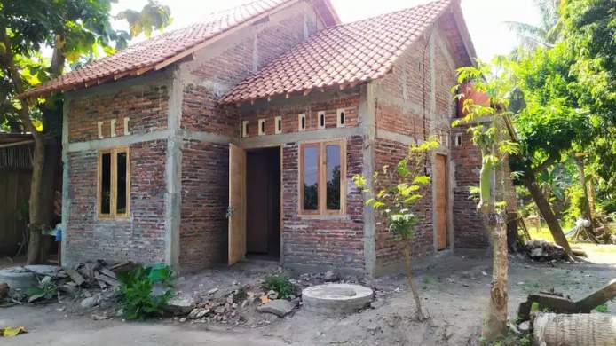 Detail Bangunan Rumah Setengah Jadi Nomer 5