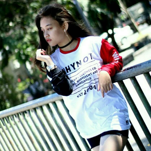 Detail Foto Baju Whynot Nomer 24