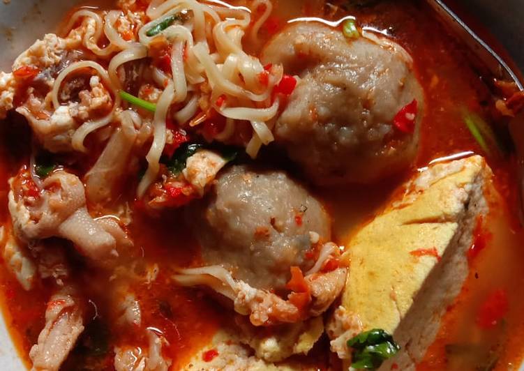 Detail Foto Bakso Pedas Nomer 6