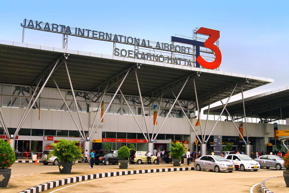 Detail Foto Bandara Jakarta Nomer 13