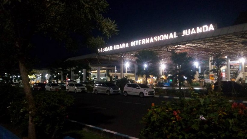 Detail Foto Bandara Juanda Sby Nomer 18