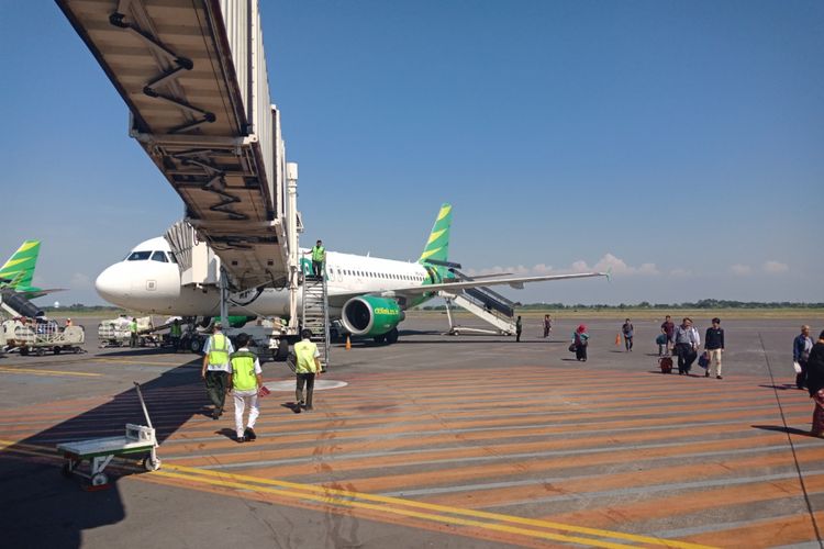 Detail Foto Bandara Juanda Sby Nomer 25