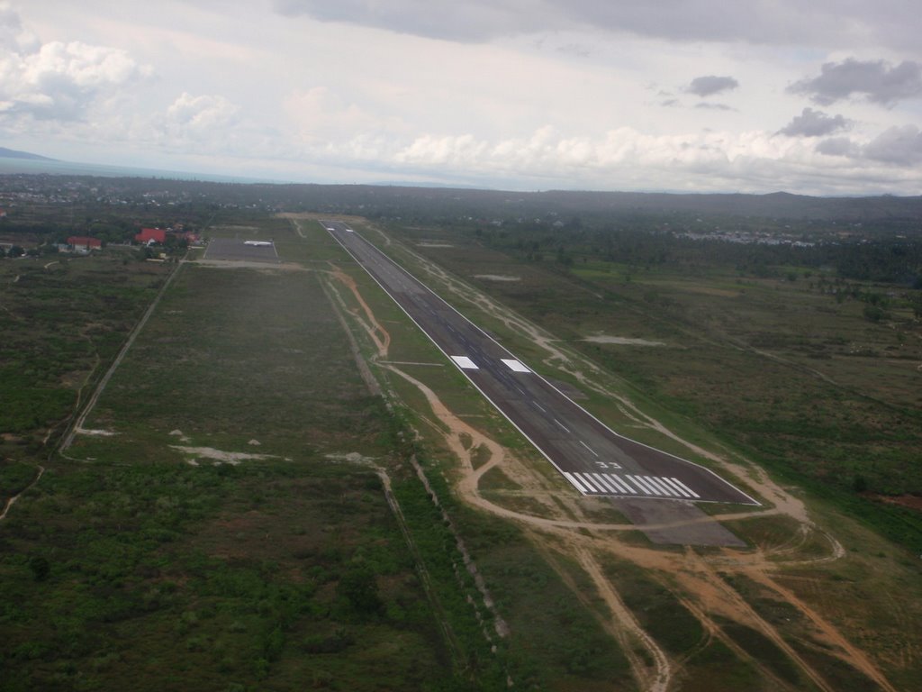 Detail Foto Bandara Mutiara Palu Nomer 34