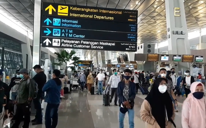 Detail Foto Bandara Soekarno Nomer 19