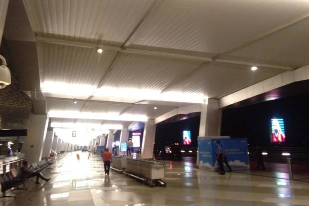 Detail Foto Bandara Soekarno Hatta Malam Hari Nomer 47