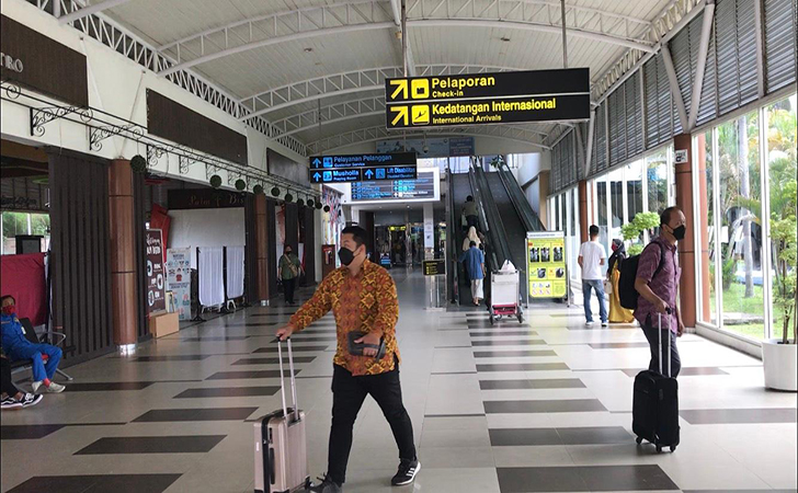 Detail Foto Bandara Ssk Ii Pekanbaru Nomer 22