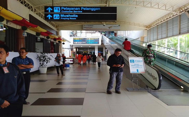 Detail Foto Bandara Ssk Ii Pekanbaru Nomer 35