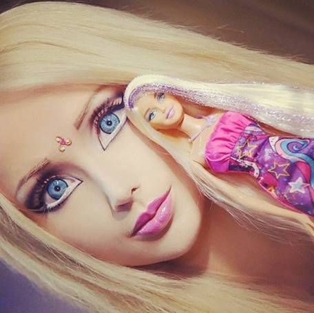 Detail Foto Barbie Keren Nomer 15