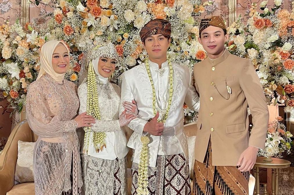 Detail Foto Bareng Pengantin Nomer 48