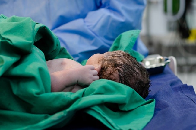 Detail Foto Bayi Baru Lahir Di Rumah Sakit Nomer 13