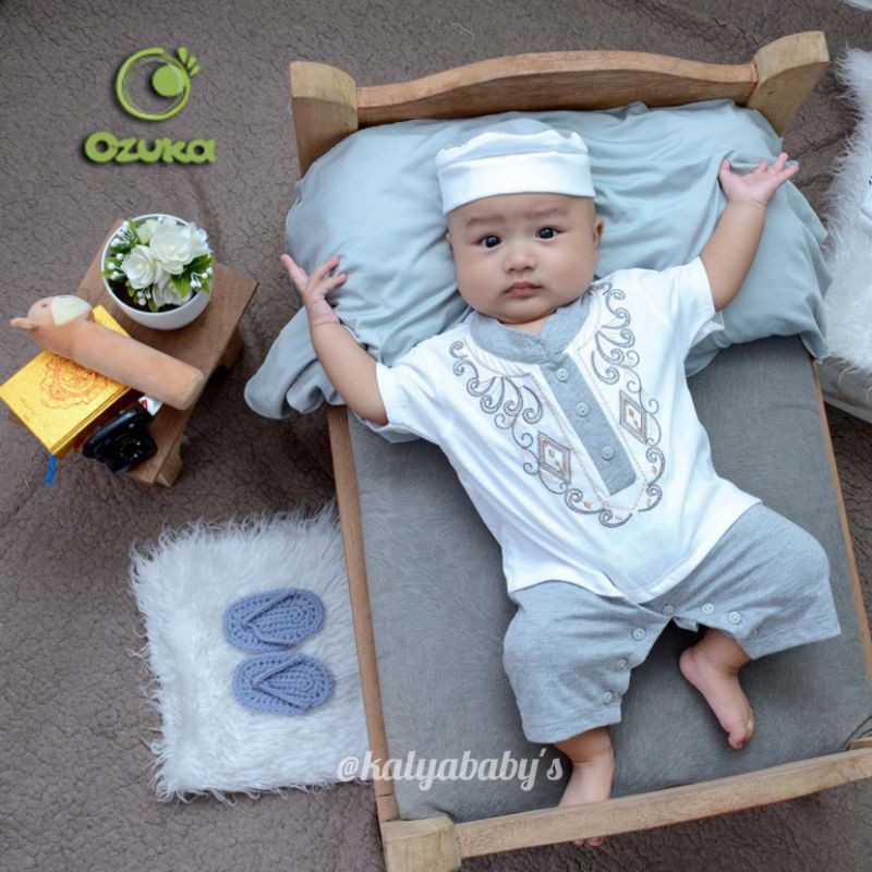 Detail Foto Bayi Baru Lahir Laki Laki Nomer 2