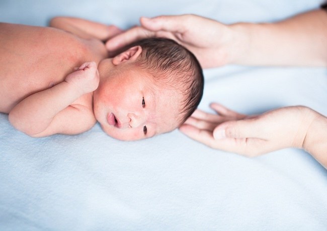 Detail Foto Bayi Keluar Dari Rahim Ibu Nomer 32