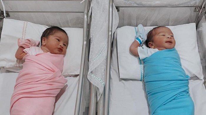 Detail Foto Bayi Kembar Laki Laki Lucu Nomer 46