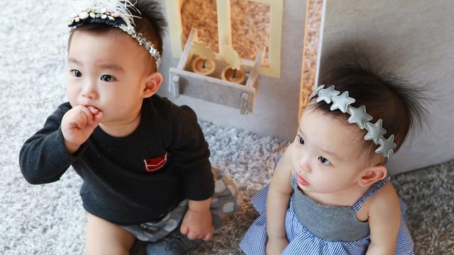 Detail Foto Bayi Kembar Laki Laki Lucu Nomer 6