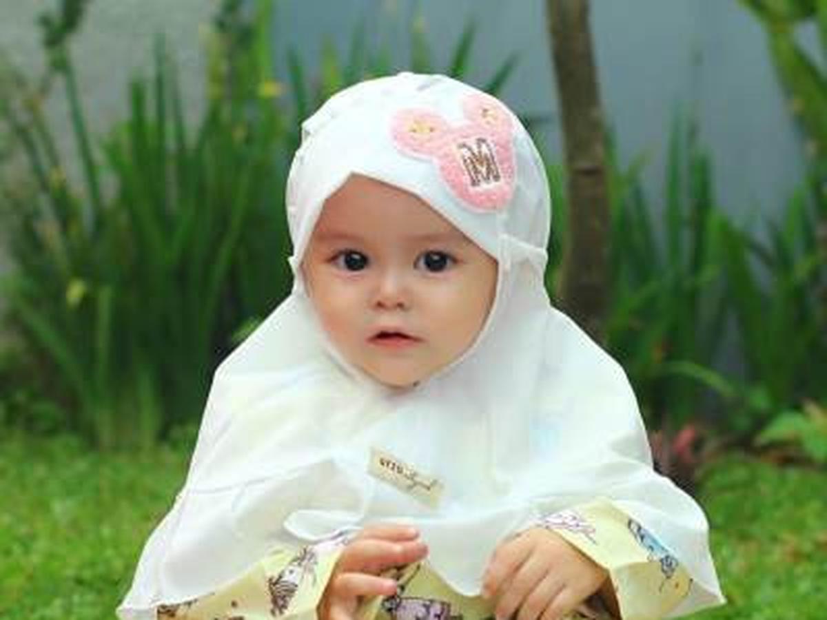 Detail Foto Bayi Lucu Berhijab Cantik Nomer 37