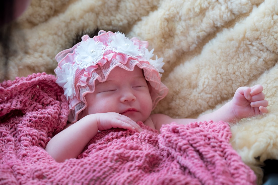 Detail Foto Bayi Perempuan Baru Lahir Nomer 3