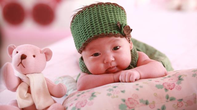 Detail Foto Bayi Perempuan Indonesia Nomer 6