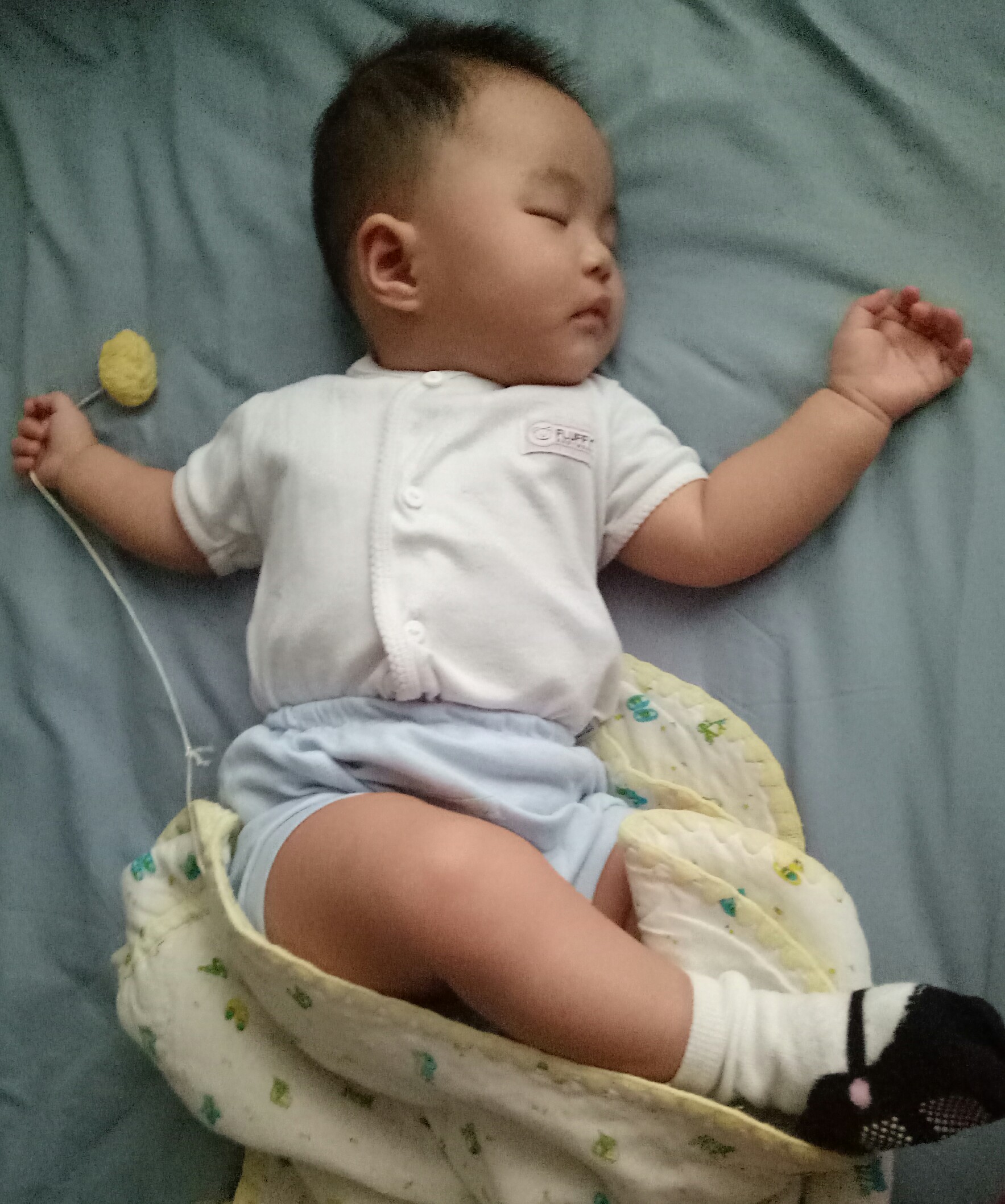 Detail Foto Bayi Tidur Lucu Nomer 46