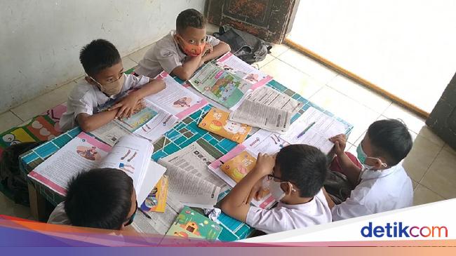 Detail Foto Belajar Di Rumah Nomer 13