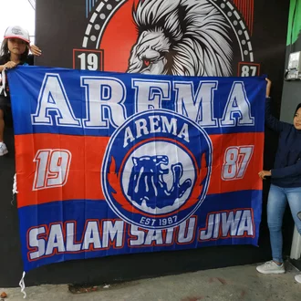 Detail Foto Bendera Arema Nomer 12